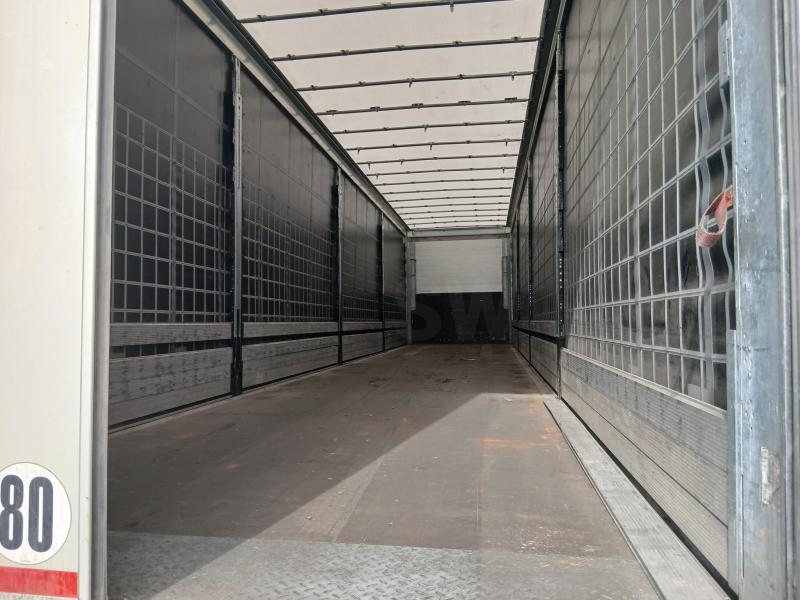 Semi-remorque Schmitz Cargobull Rideaux coulissants PLSC