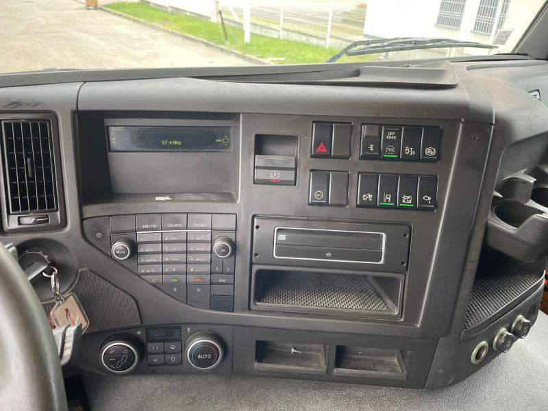 Tracteur Volvo FMX 460