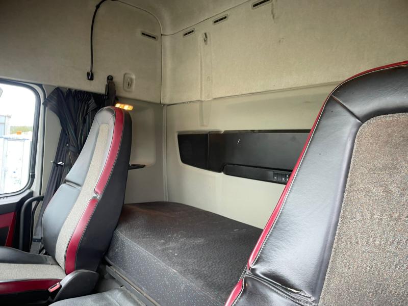 Tracteur Volvo FMX 460