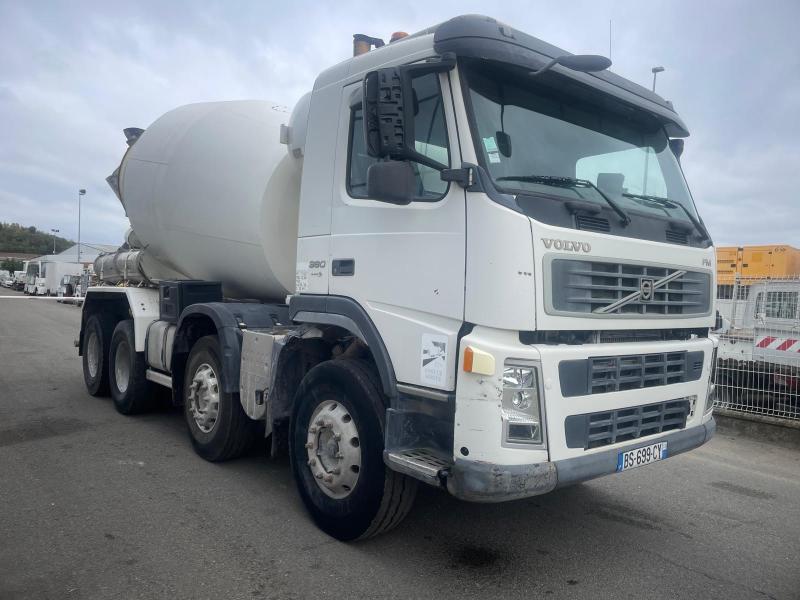 Camion Volvo FM 380 Malaxeur toupie