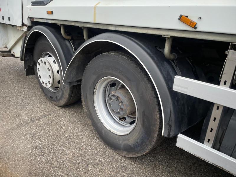 Engin de voirie Renault Premium 310 DXI Camion benne à ordures ménagères