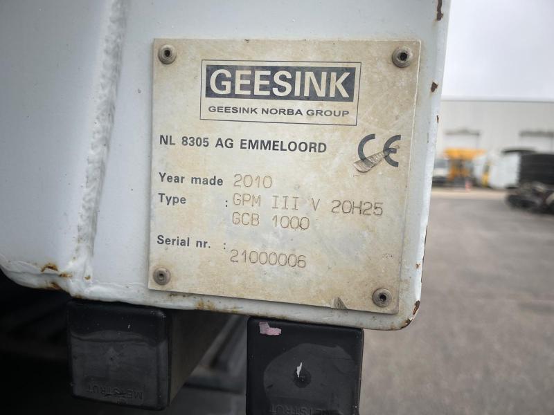 Engin de voirie Renault Premium 310 DXI Camion benne à ordures ménagères
