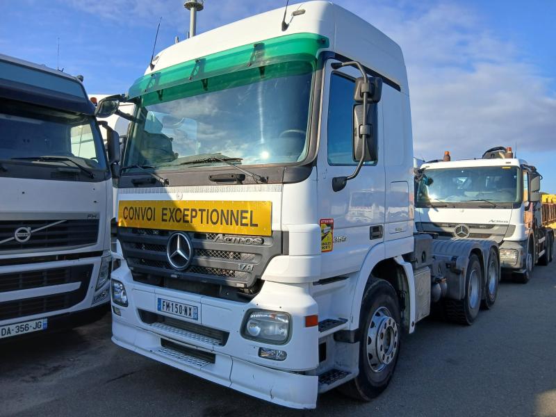 Tracteur Mercedes Actros 3355