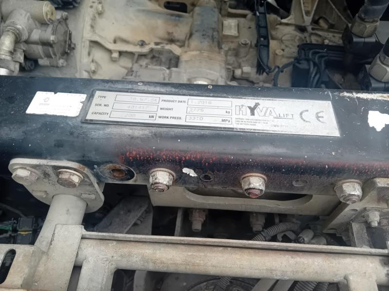 Camion Mercedes Antos 2643 Polybenne