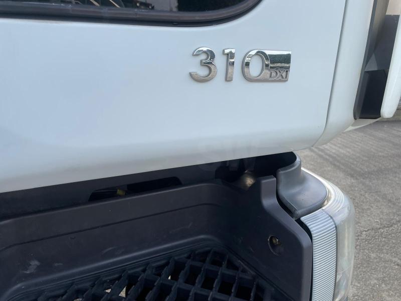 Engin de voirie Renault Premium 310.19 DXI Camion benne à ordures ménagères