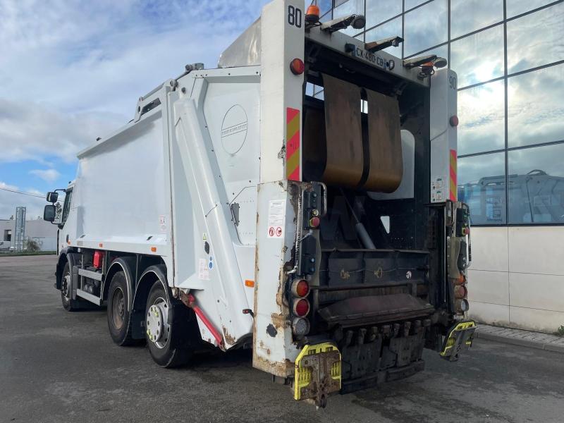 Engin de voirie Renault Premium 310.19 DXI Camion benne à ordures ménagères