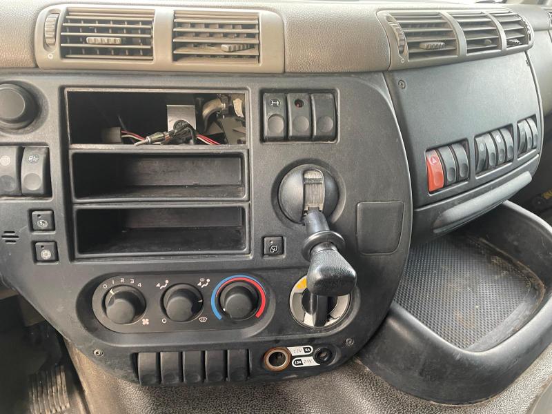 Camion DAF CF75 310 Plateau