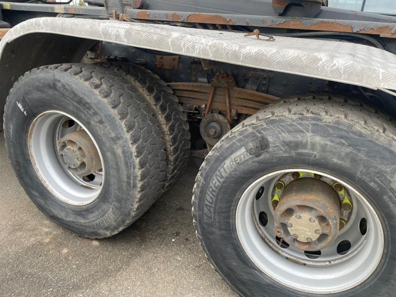 Camion Volvo FM 440 Polybenne