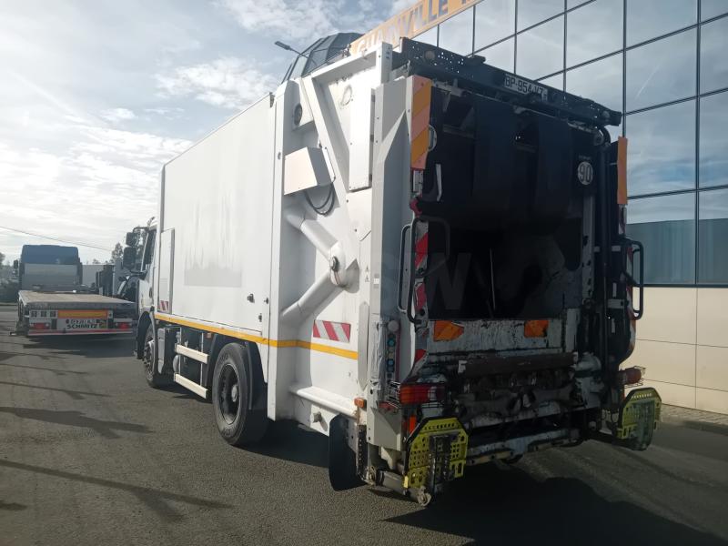 Engin de voirie Renault Premium 280 DXI Camion benne à ordures ménagères