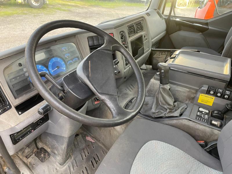 Camion Renault Kerax 370 DCI Benne Bi-benne