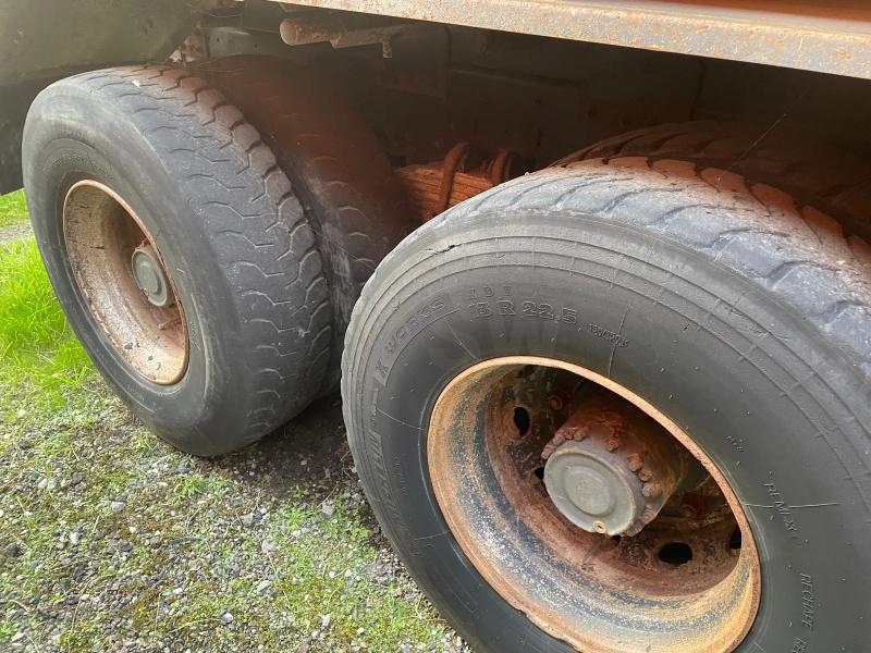 Camion Renault Kerax 370 DCI Benne Bi-benne