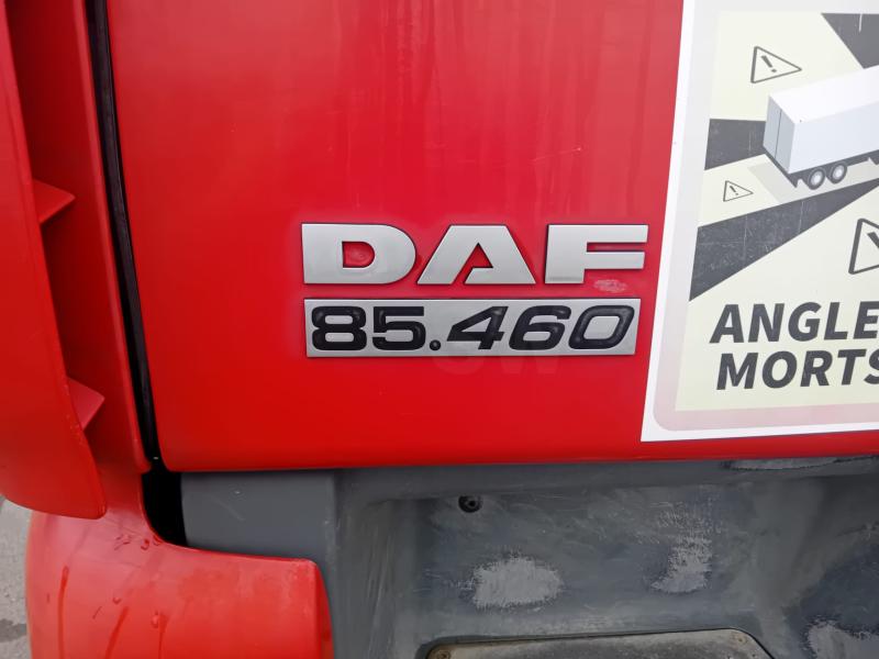 Tracteur DAF CF85 460
