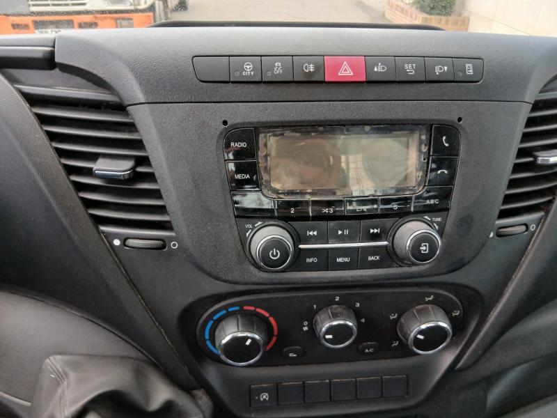 Utilitaire Iveco 35.140 Benne Benne arrière