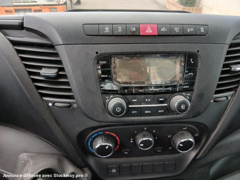 Photo Iveco 35.140  image 12/16