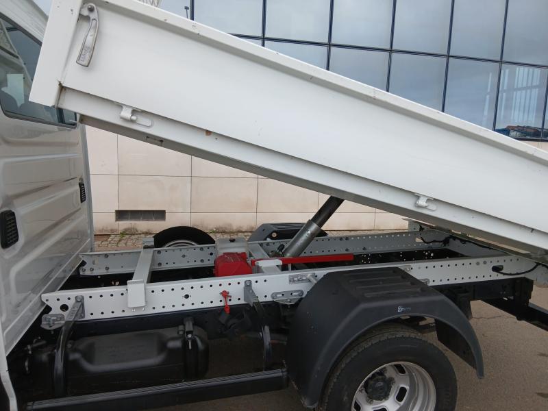 Utilitaire Iveco 35.140 Benne Benne arrière