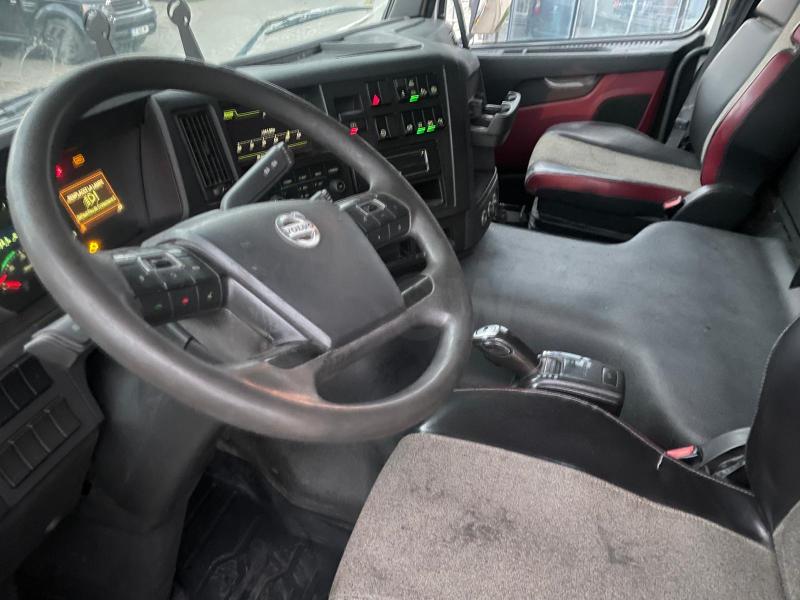 Tracteur Volvo FMX 460