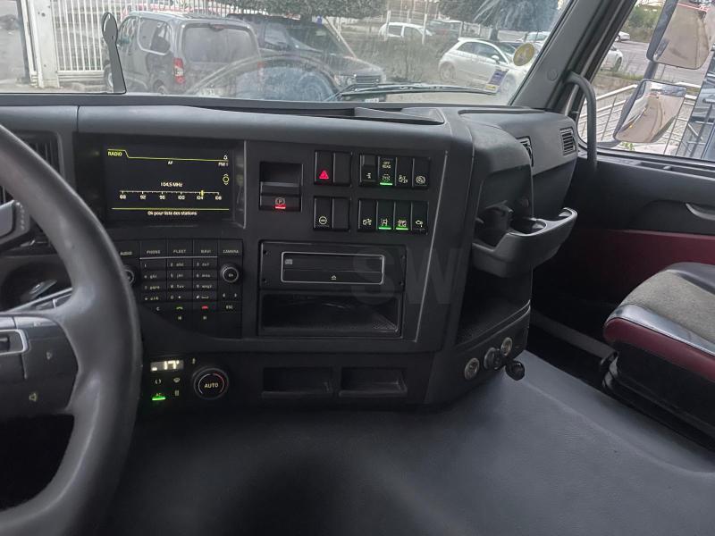 Tracteur Volvo FMX 460