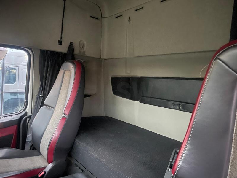 Tracteur Volvo FMX 460