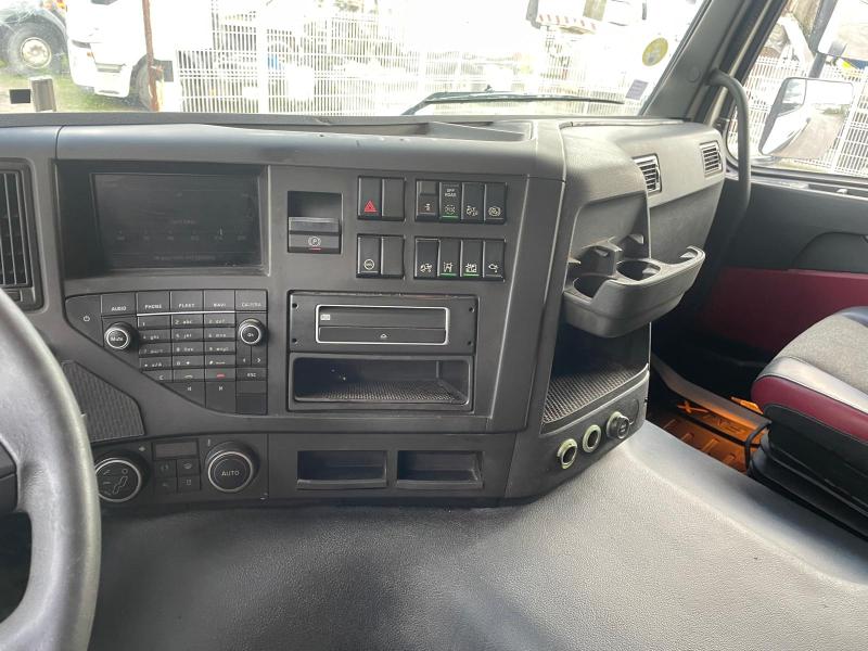 Tracteur Volvo FMX 460