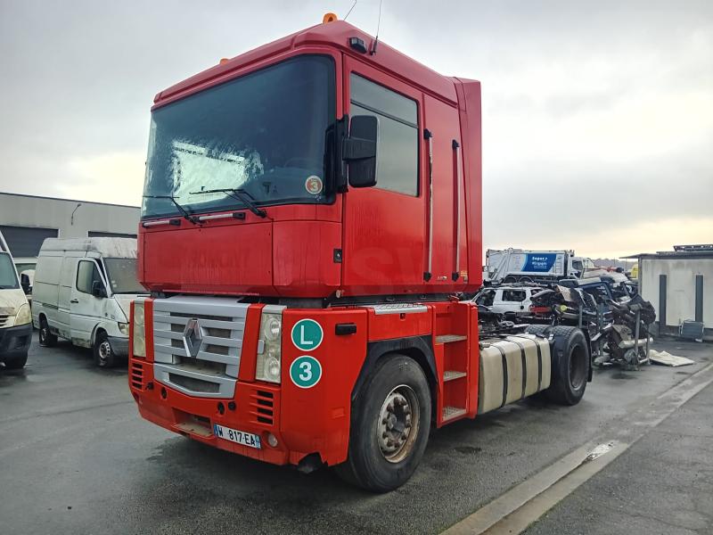Tracteur Renault Magnum