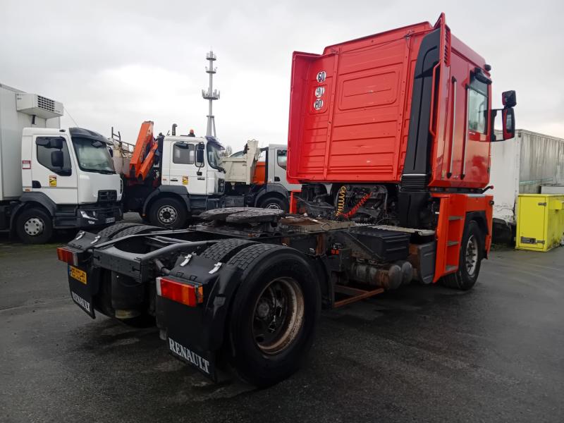Tracteur Renault Magnum