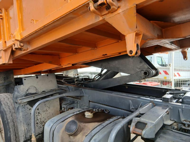 Camion Volvo FL 614 Benne Benne arrière