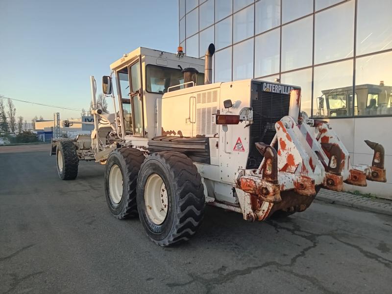 Niveleuse Caterpillar 12H