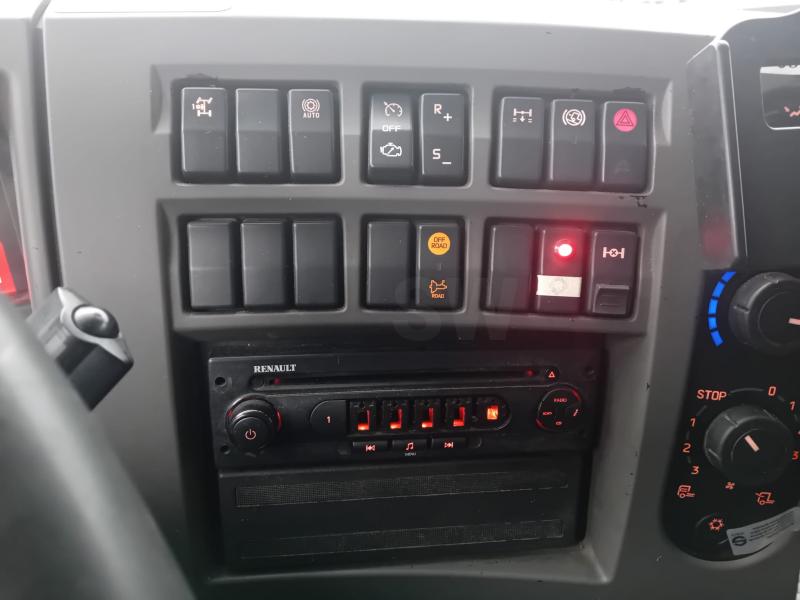 Tracteur Renault Premium