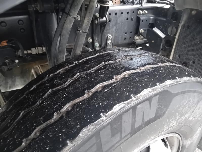 Tracteur MAN TGS 18.440