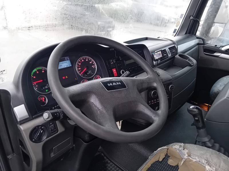 Tracteur MAN TGS 18.440