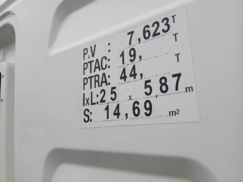 Tracteur MAN TGS 18.440