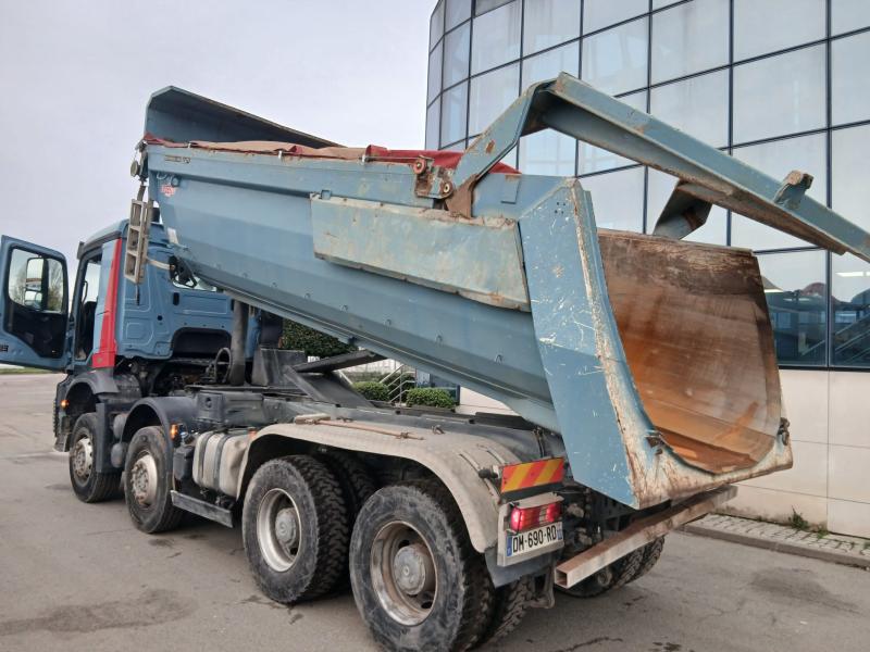 Camion Mercedes Arocs 4143 Benne Benne arrière