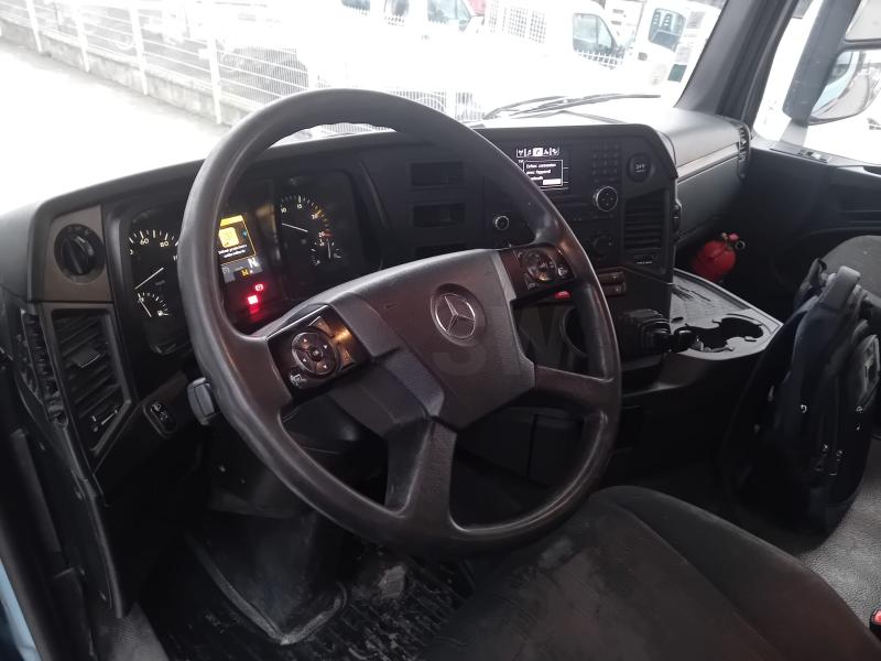 Camion Mercedes Arocs 4143 Benne Benne arrière