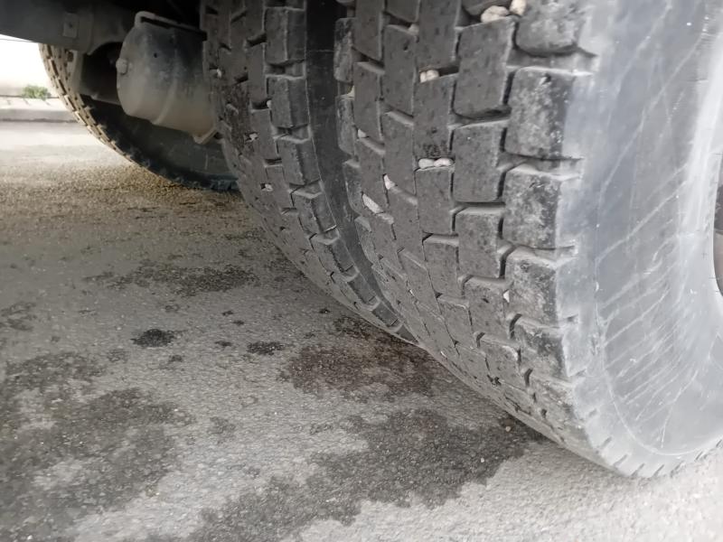 Camion Renault Premium 250 Citerne Produits chimiques