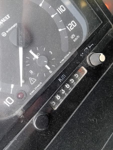 Camion Renault Premium 250 Citerne Produits chimiques