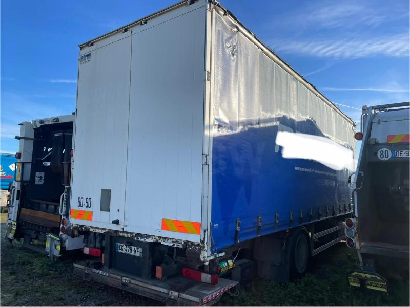 Camion Renault Premium Rideaux coulissants PLSC (tautliner)