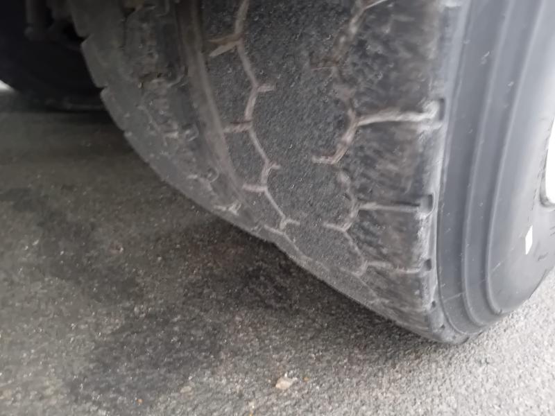 Tracteur Mercedes Actros 3351