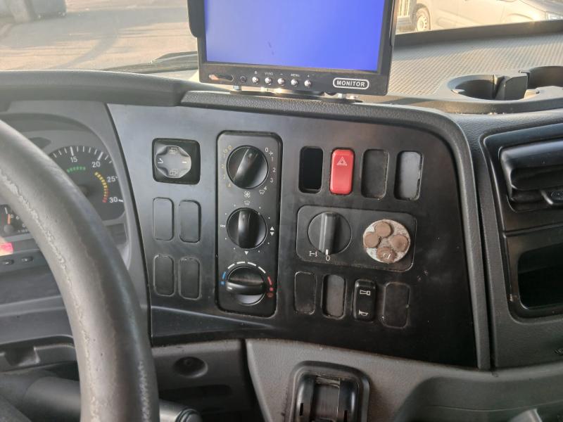 Camion Mercedes Axor 1829 Fourgon