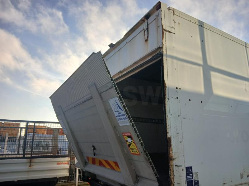 Camion Mercedes Axor 1829 Fourgon