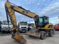 Pelle Caterpillar M316 Pelle sur pneus