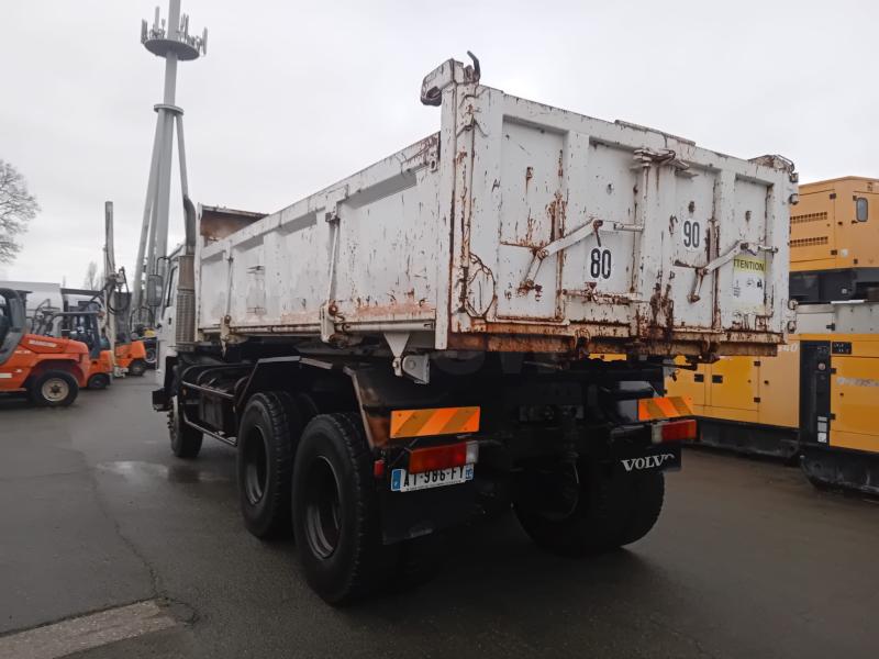 Camion Volvo FL 10 Benne Benne arrière