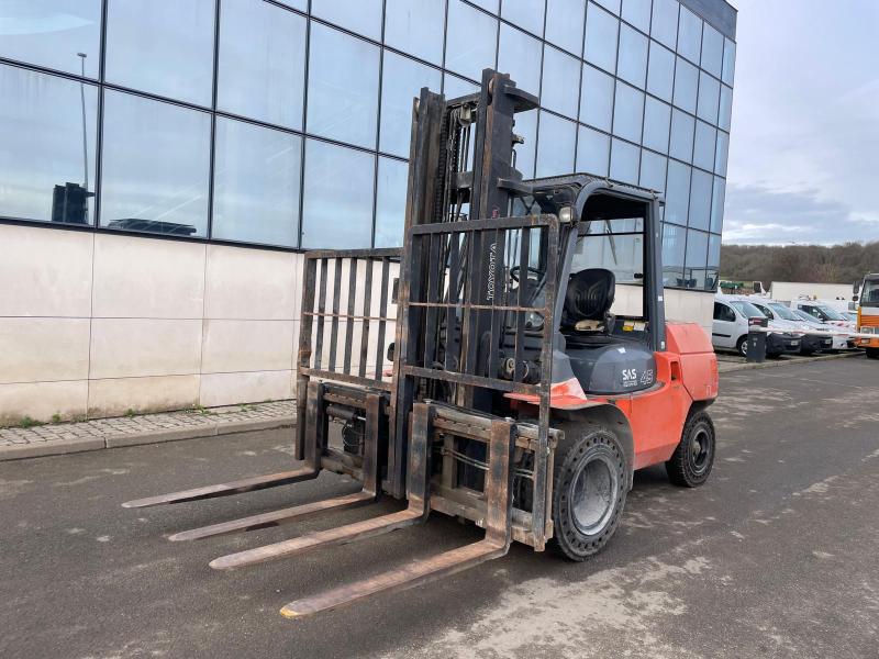 Chariot élévateur Toyota 7FD40 Chariot diesel