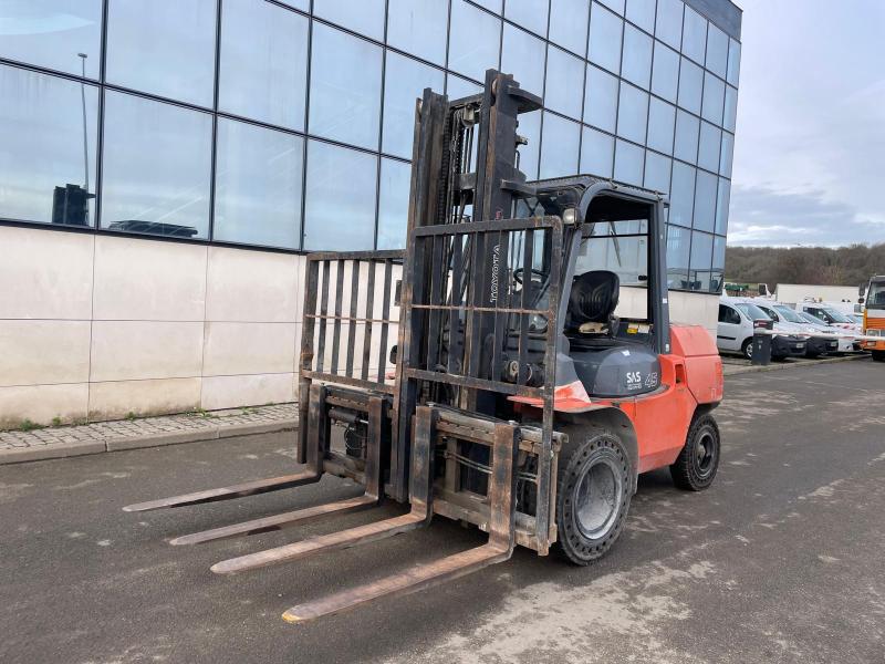 Chariot élévateur Toyota 7FD40 Chariot diesel