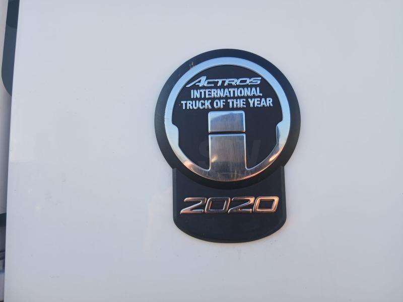 Tracteur Mercedes Actros 1845