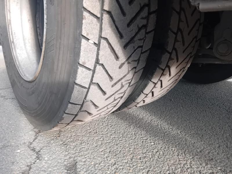 Camion Renault Premium 370 DXI Fourgon