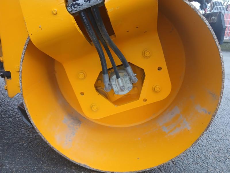 Compacteur Ammann ARX 26 Compacteur à main Rouleau vibrant