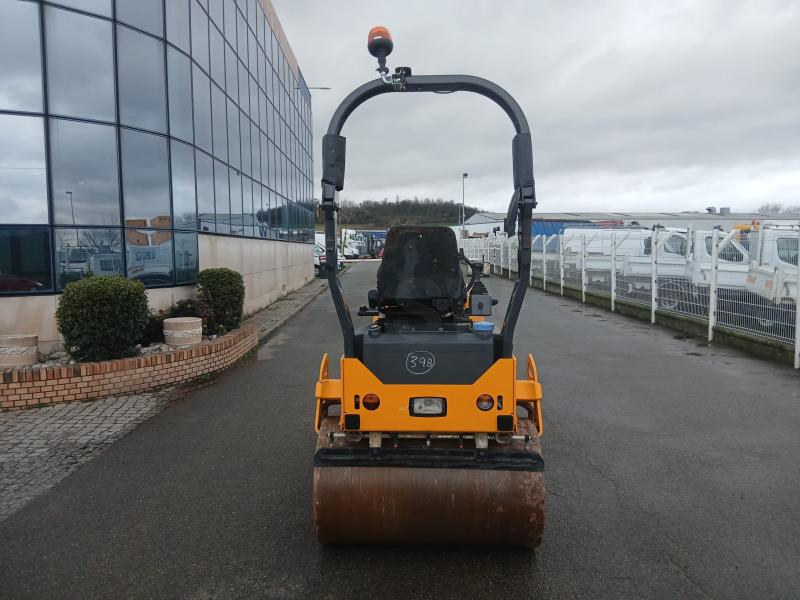 Compacteur Ammann ARX 26 Compacteur à main Rouleau vibrant