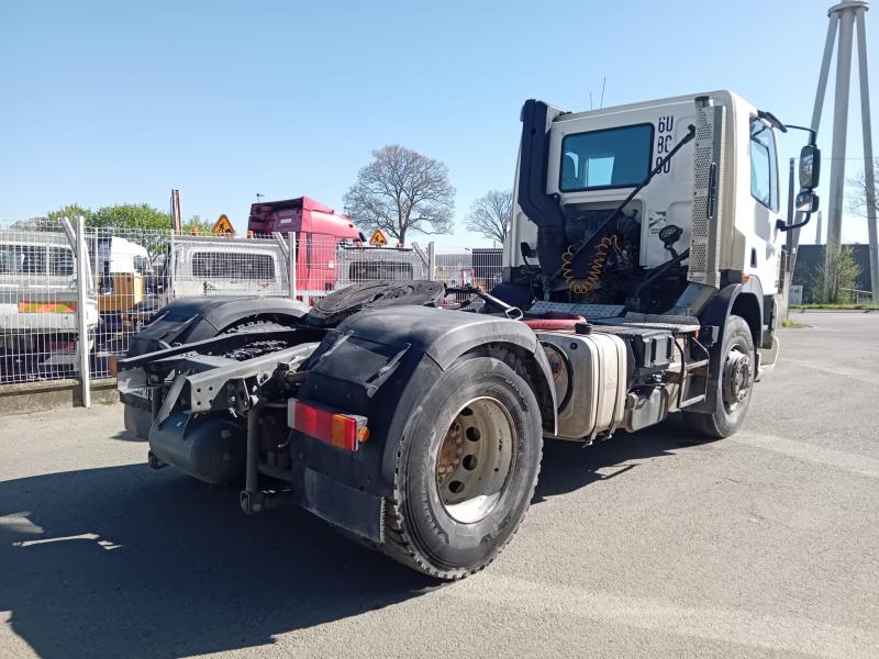 Tracteur DAF CF85 360