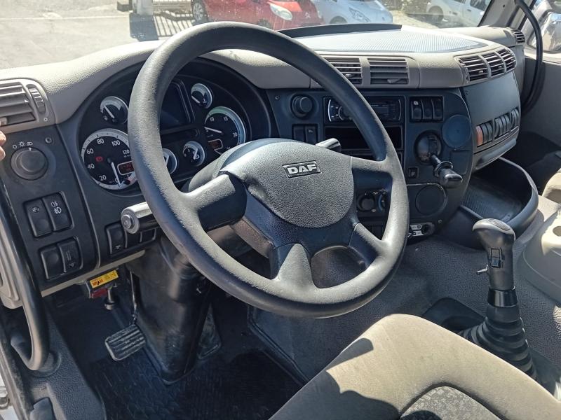 Tracteur DAF CF85 360