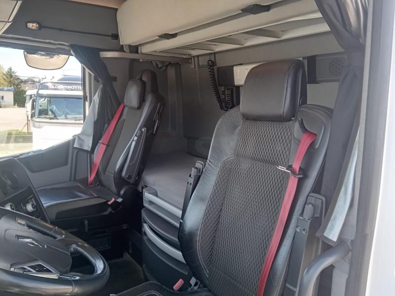 Tracteur Renault Gamme T 480